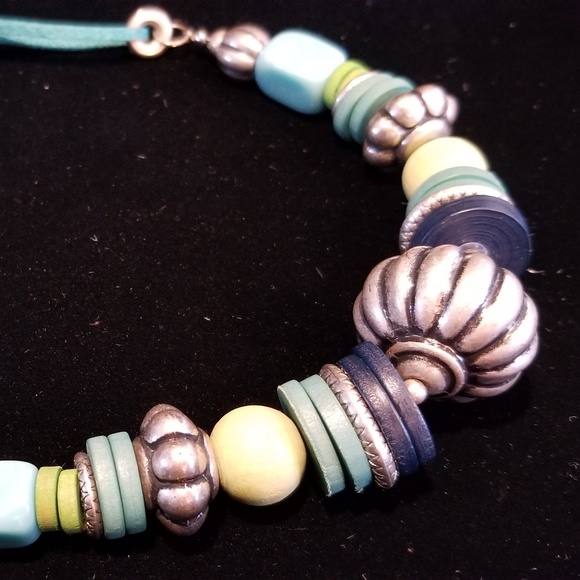 Necklace - Picture 2 of 3